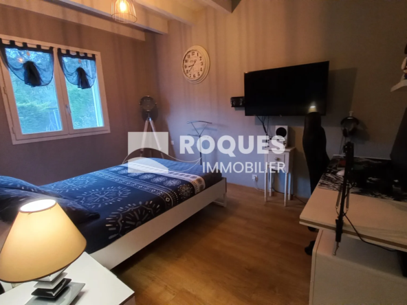 Maison avec piscine à vendre à Compregnac 