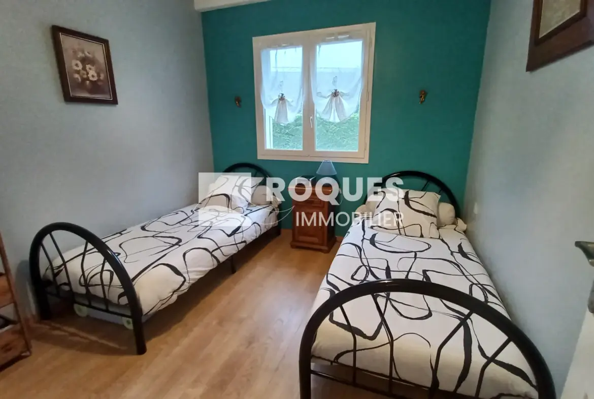 Maison avec piscine à vendre à Compregnac 