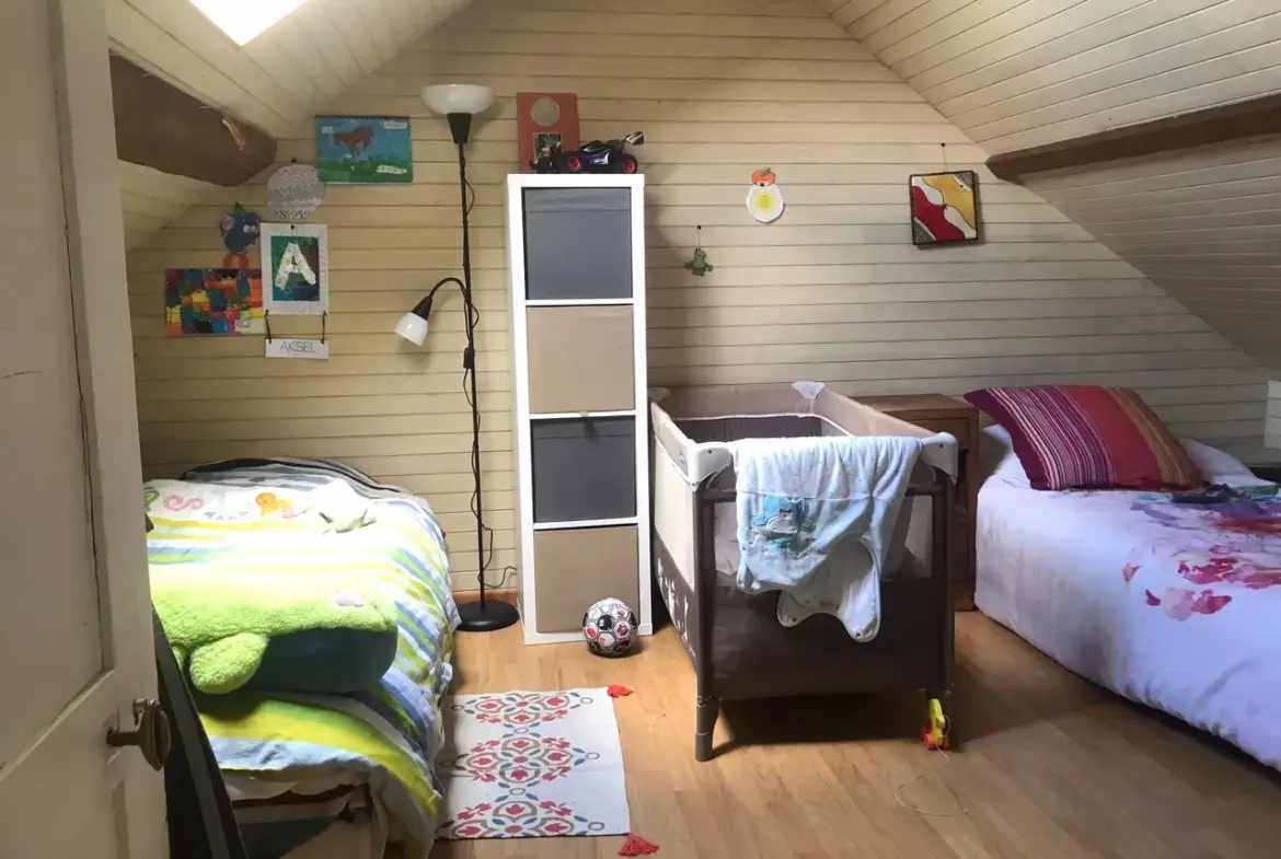 Maison au centre de Fleurines avec potentiel locatif 