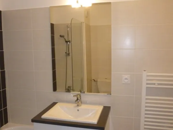 À vendre : Appartement 2 pièces 38,7 m² à Castelnau-le-Lez avec balcon et parking 