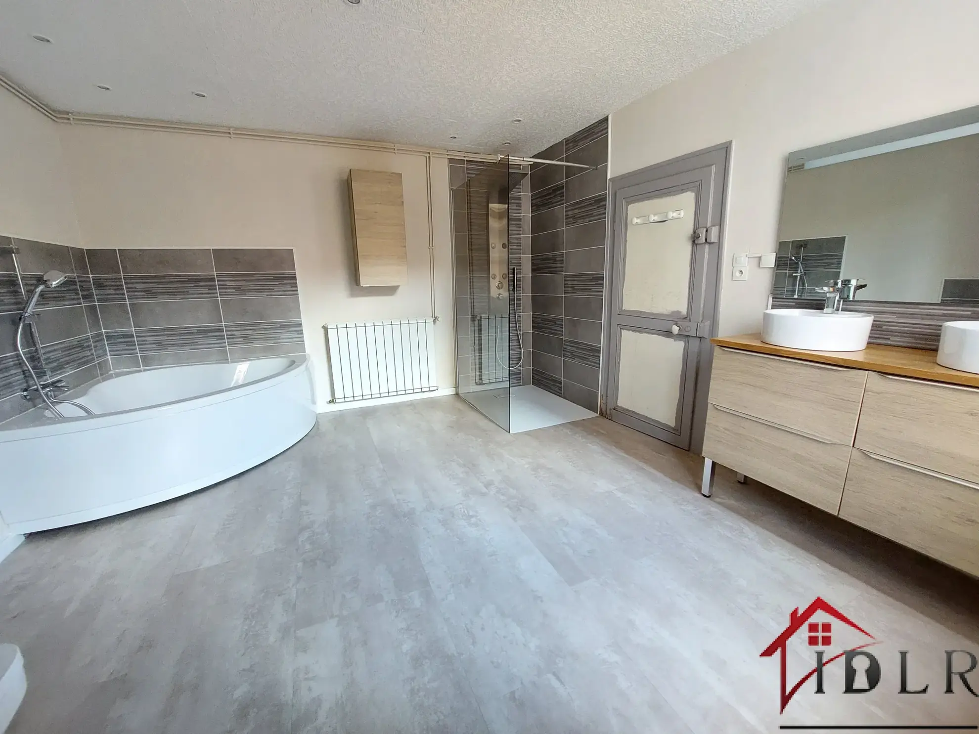Maison de 165 m² avec grange de 90 m² à vendre à Wassy 