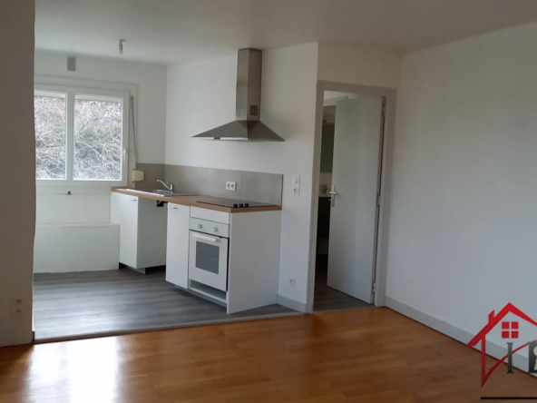 Appartement traversant de 50 m² à vendre à Lons le Saunier 