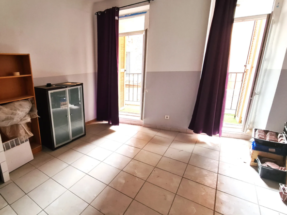 Immeuble à vendre au cœur de Hyères - Investissement stratégique 