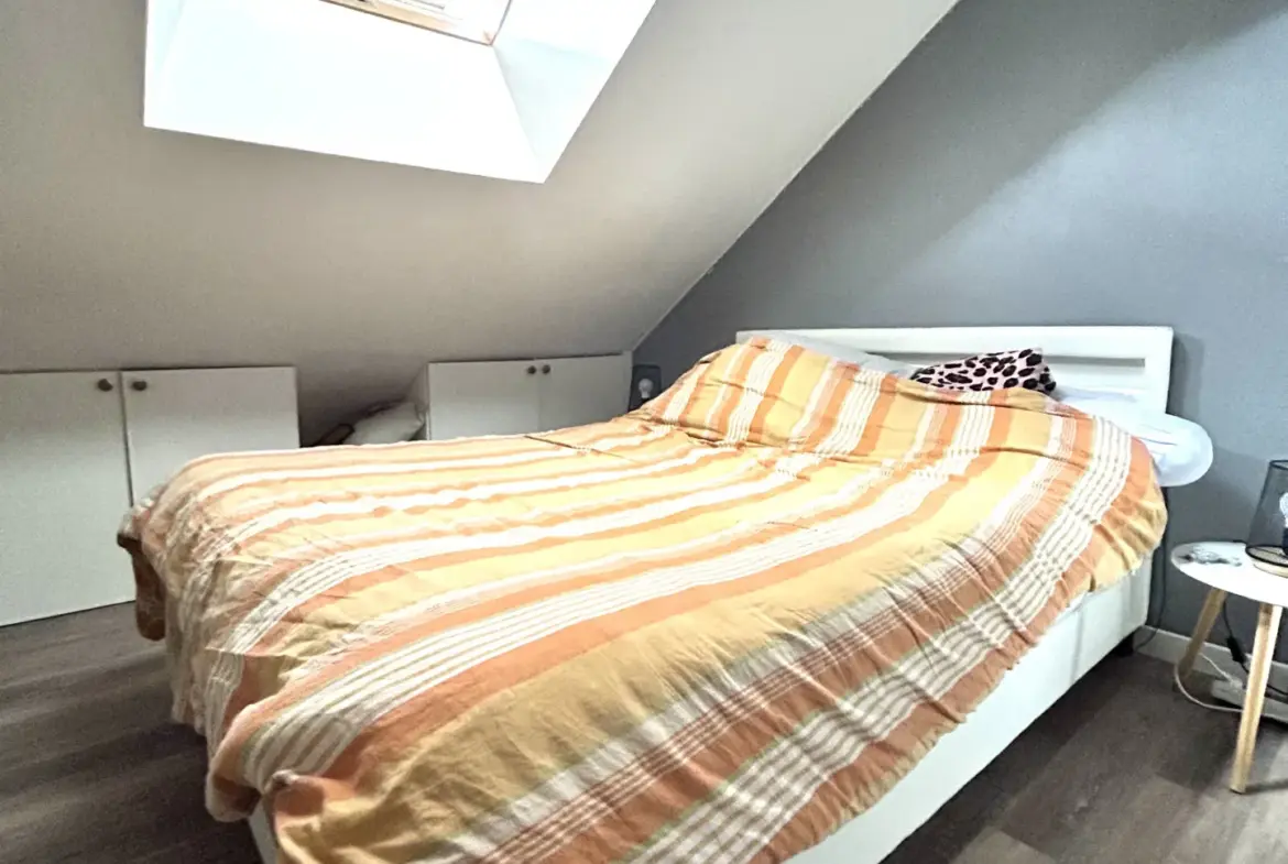 Appartement Duplex - 4 pièces - 68 m² à Emerainville 