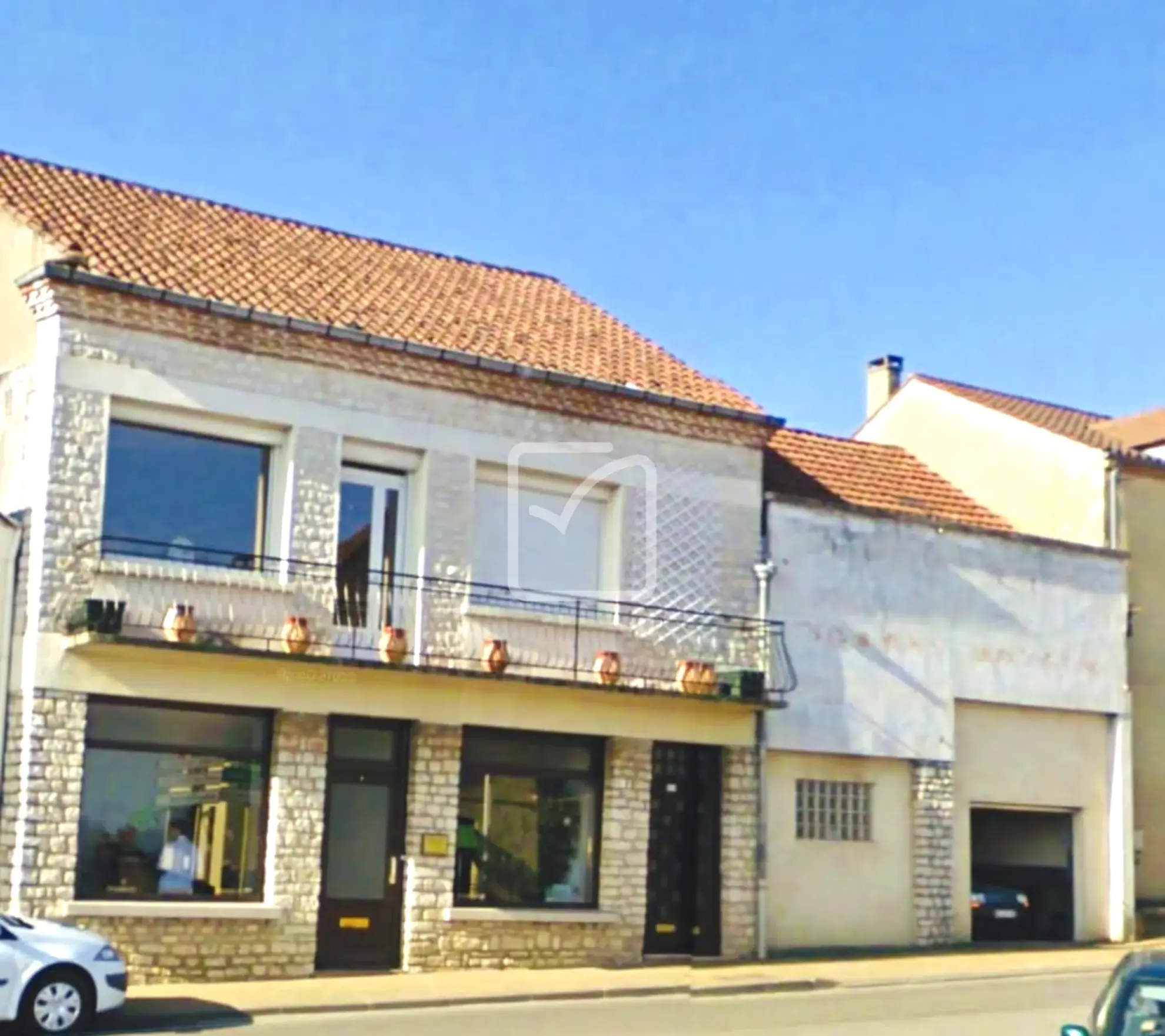 Ensemble immobilier à fort potentiel à Gourdon - sous offre 