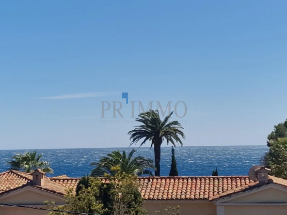 Vente Appartement 2 pièces avec vue mer à Boulouris, 249 000 € 