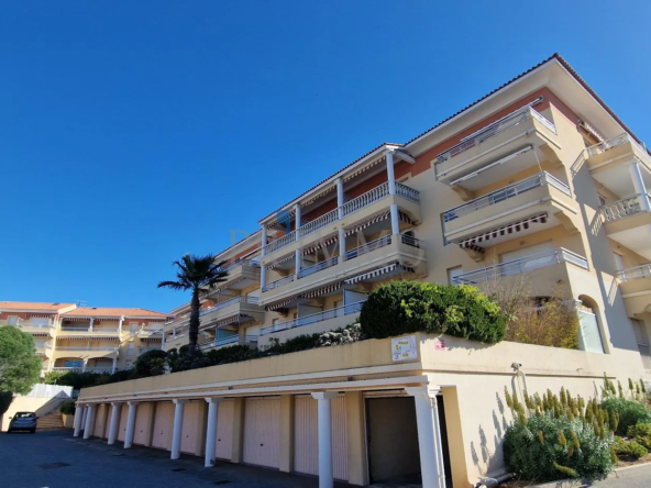 Vente Appartement 2 pièces avec vue mer à Boulouris, 249 000 € 