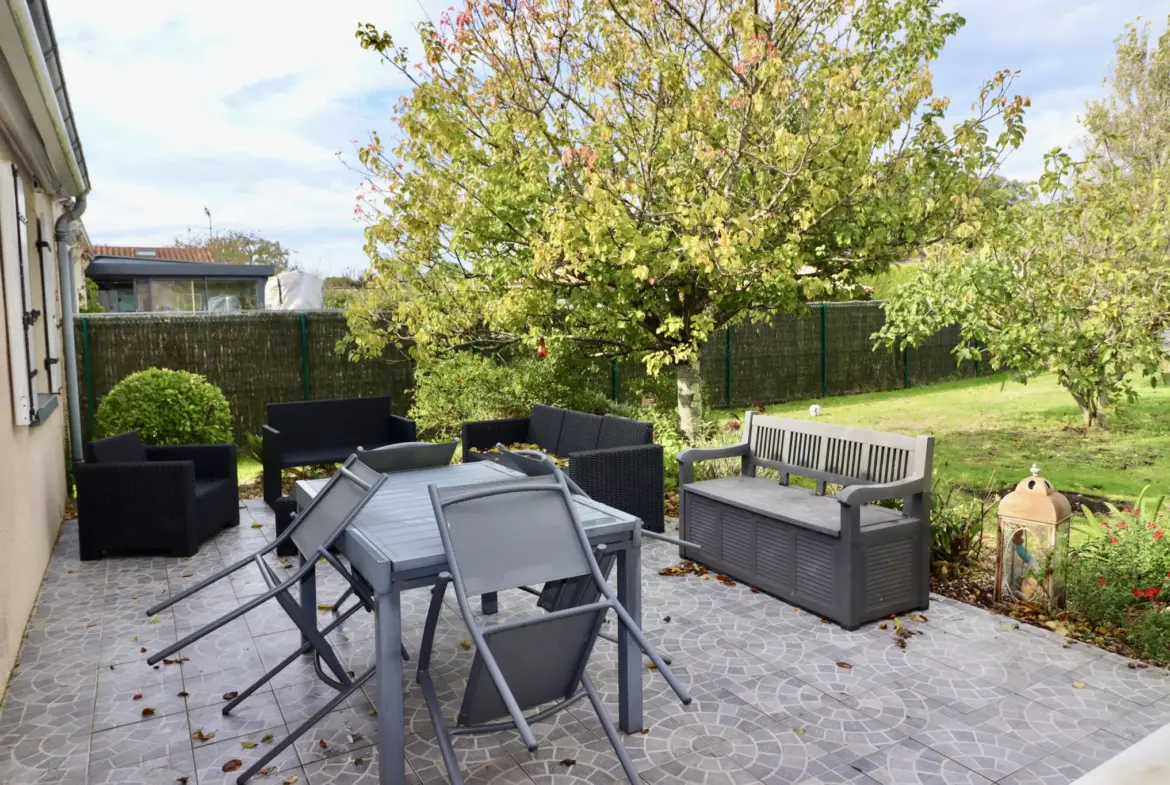 Maison de plain-pied à vendre à Cozes - 280000€ 