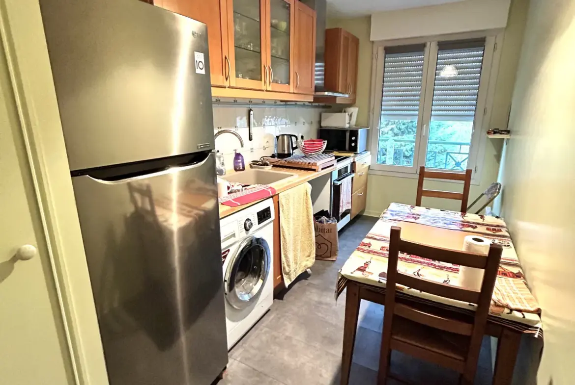Appartement F3/F4 à vendre à Torcy - 73,78 m² - Box 