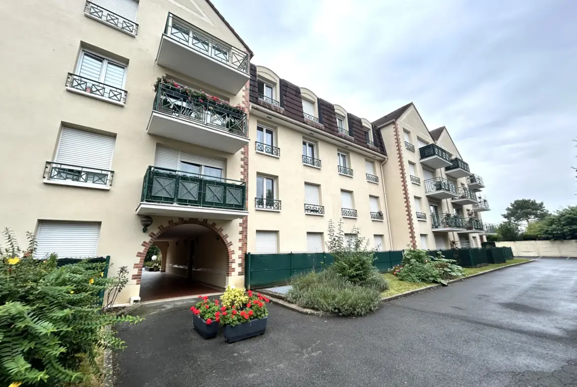 Appartement F3/F4 à vendre à Torcy - 73,78 m² - Box 