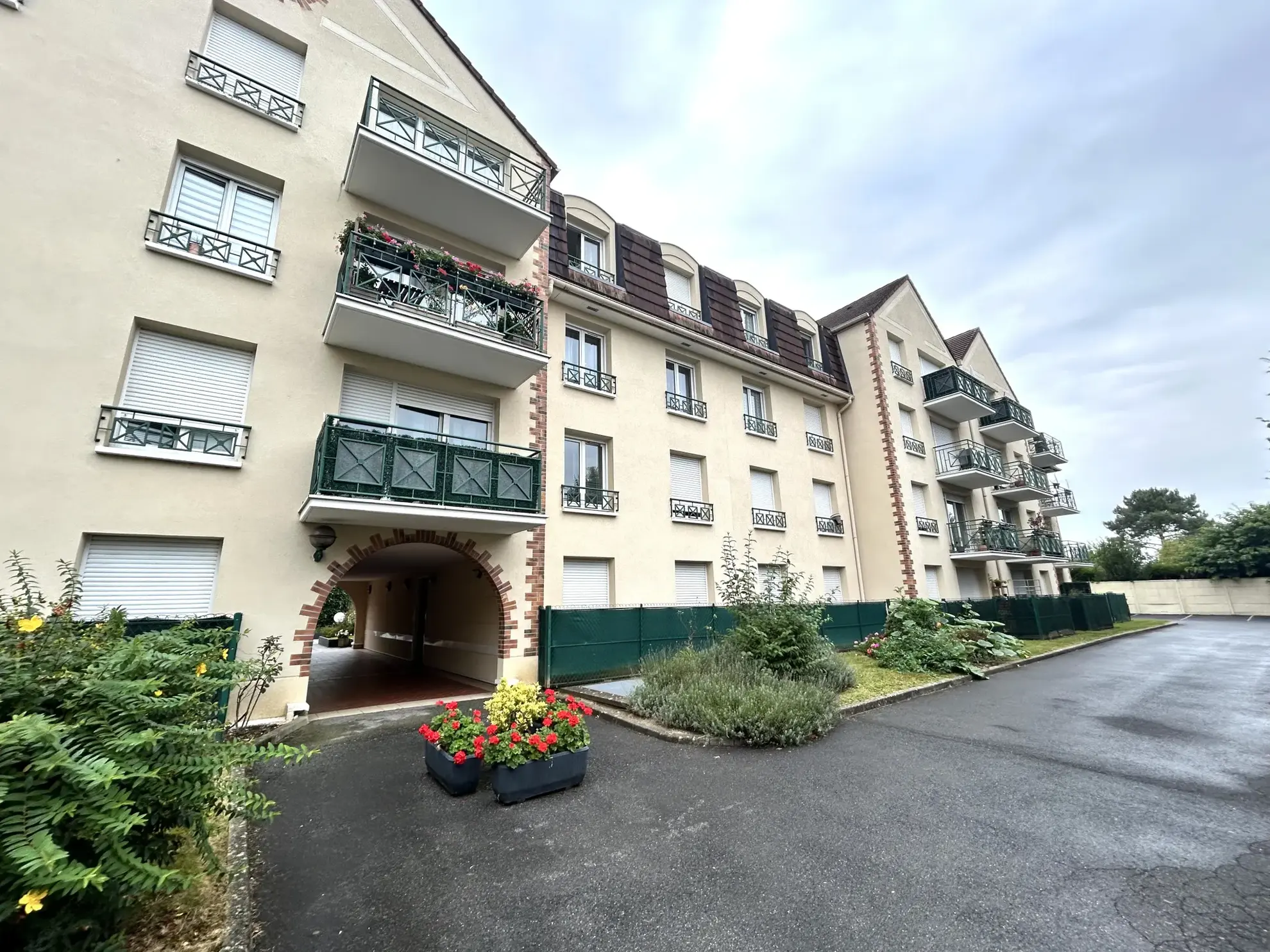 Appartement F3/F4 à vendre à Torcy - 73,78 m² - Box 