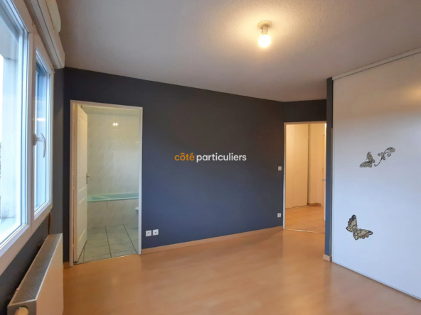 Appartement T4 avec balcon au 1er étage à Foucherans 