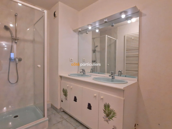 Appartement T4 avec balcon au 1er étage à Foucherans 