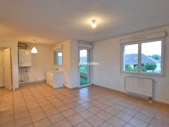 Appartement T4 avec balcon au 1er étage à Foucherans 