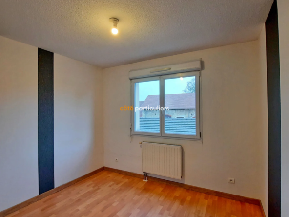 Appartement T4 avec balcon au 1er étage à Foucherans 