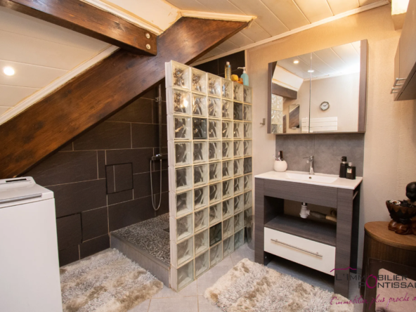 Appartement T3 atypique à vendre à Pontarlier 