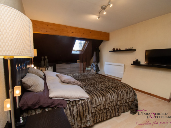 Appartement T3 atypique à vendre à Pontarlier 