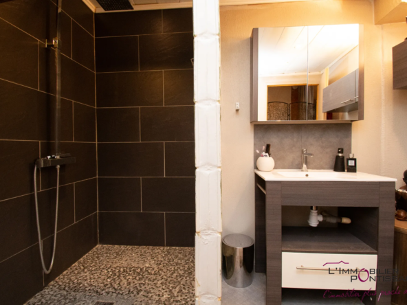 Appartement T3 atypique à vendre à Pontarlier 