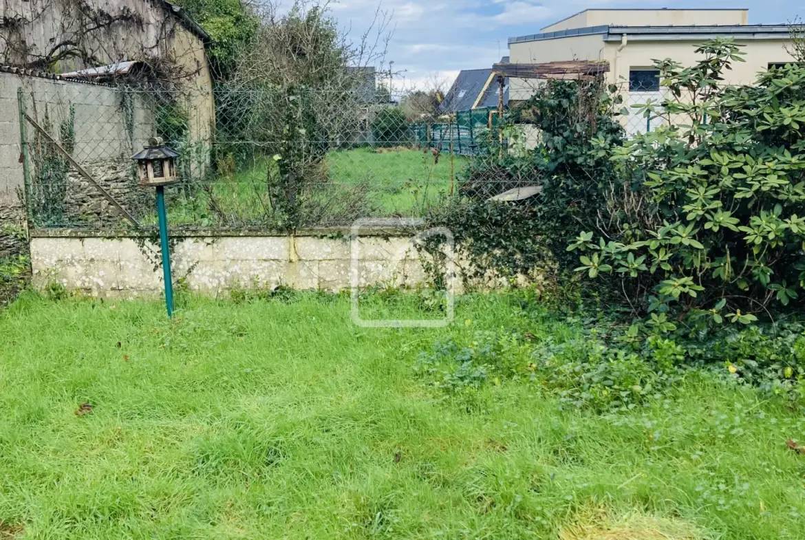 Maison de ville à Ploermel - 106 m² avec jardin et garage 