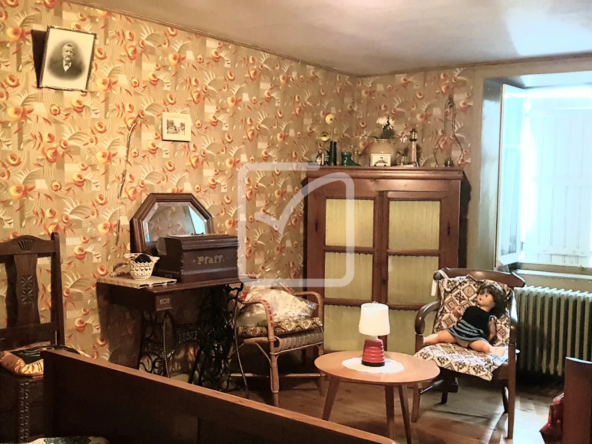 Maison de village avec jardin à Voutezac - 89 000 EUR 
