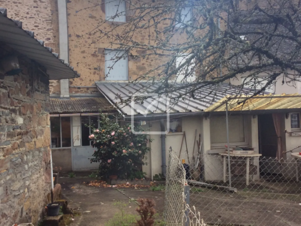 Maison de village avec jardin à Voutezac - 89 000 EUR 