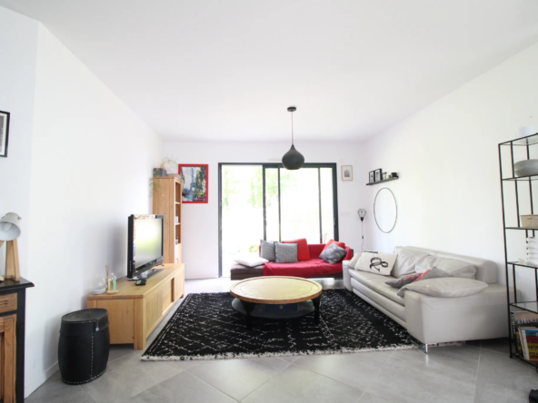 Maison contemporaine à vendre à Saint-Barthélemy-d'Anjou 