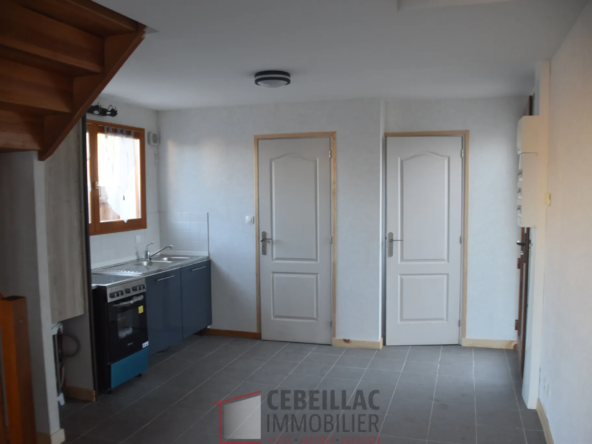 Maison rénovée de 52 m² à La Chaise Dieu 