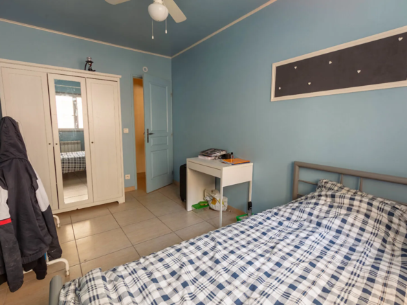 Appartement T3 à vendre à Toulon - 53 m², libre le 09.08.2024 