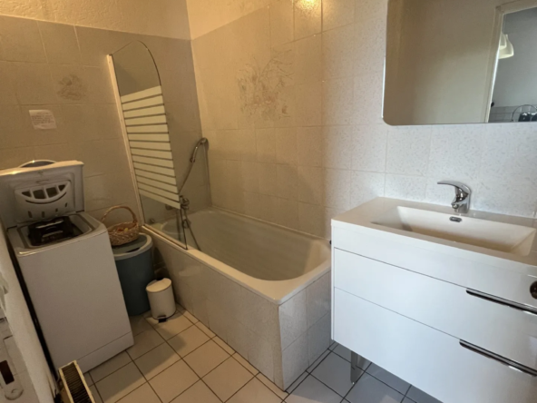 Belle longère entièrement rénovée à Fumel avec piscine 