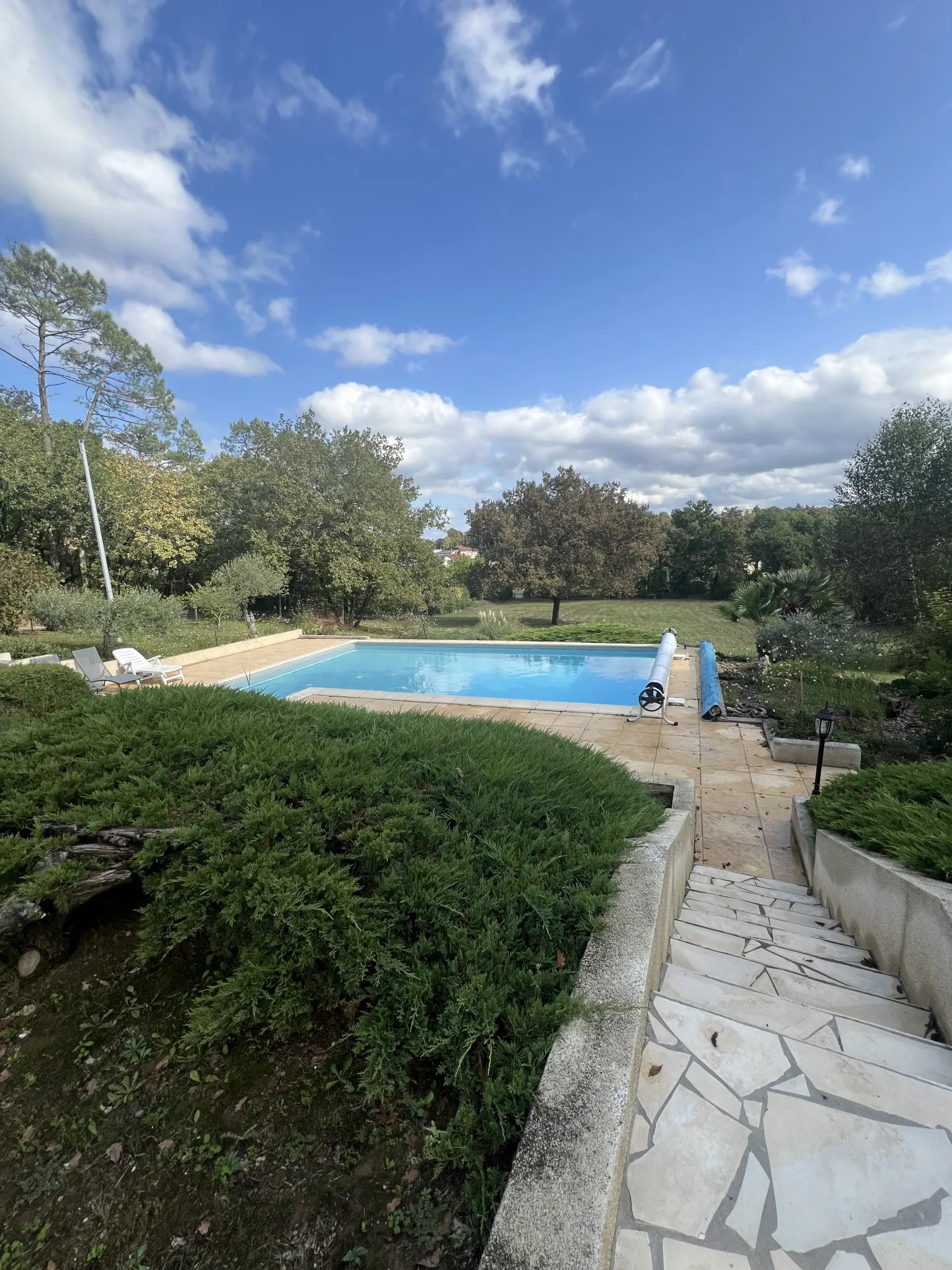 Belle longère entièrement rénovée à Fumel avec piscine 