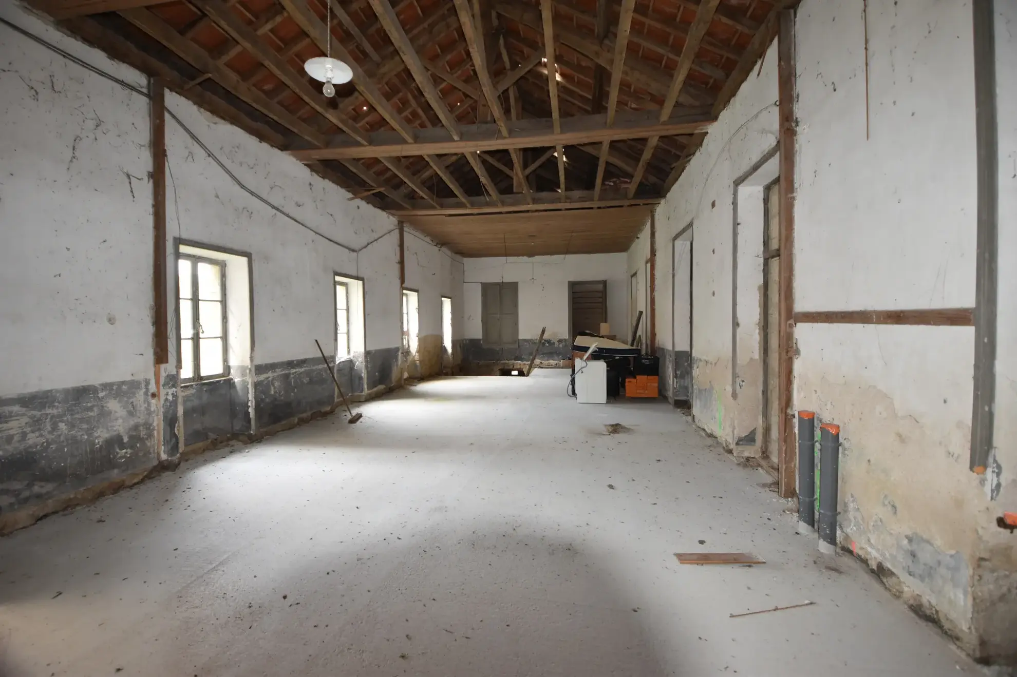 Projet de rénovation avec potentiel à Piégut-Pluviers 