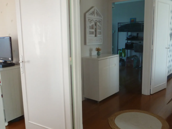 À vendre : Grande maison proche des commerces à Monsempron-Libos 