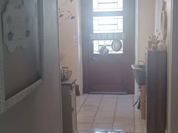 À vendre : Grande maison proche des commerces à Monsempron-Libos 