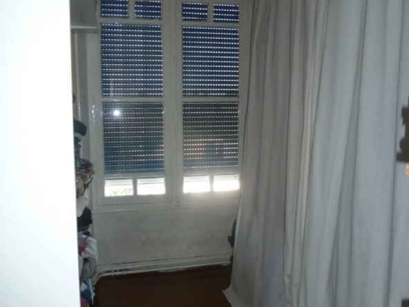 À vendre : Grande maison proche des commerces à Monsempron-Libos 