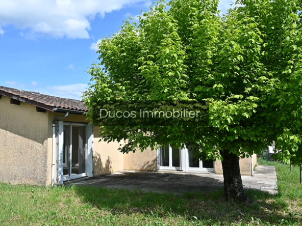 Maison accessible à Lamothe-Landerron, 132500 € 