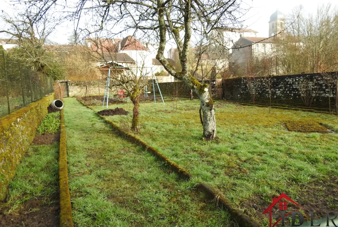 Vente maison 137 m2 avec jardin à Monthureux sur Saône 