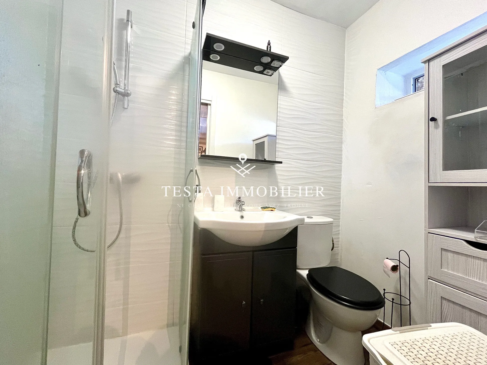 Vente Appartement 2 Pièces à Menton - 26 m² avec Vue Dégagée 