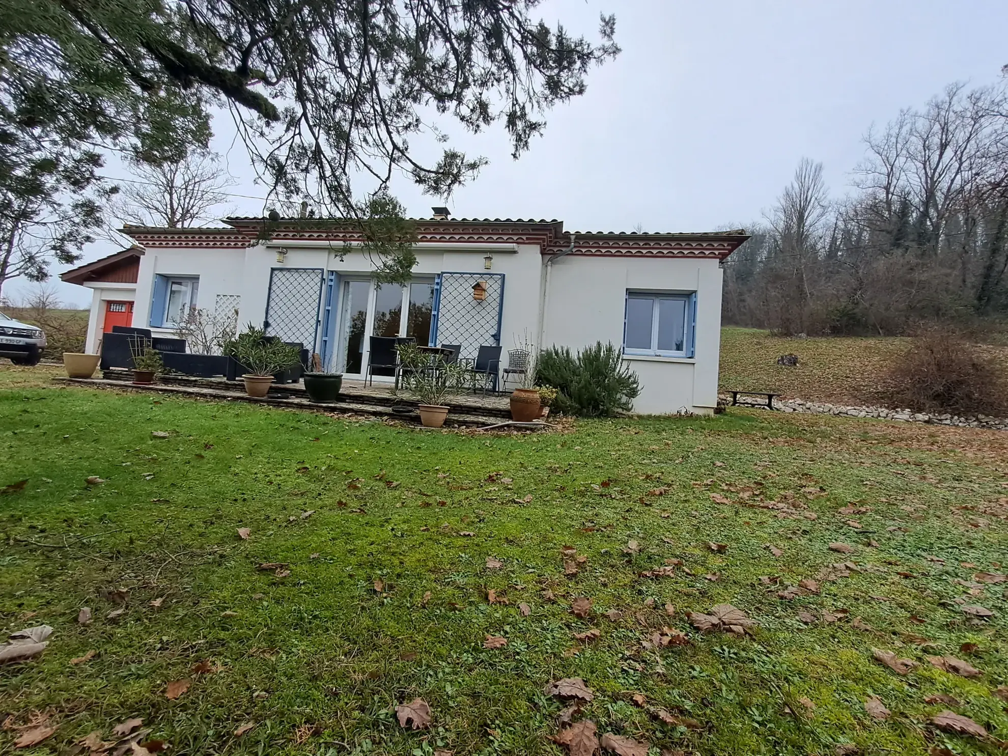 Maison de plain-pied avec vue sur le Lot à Casseneuil 