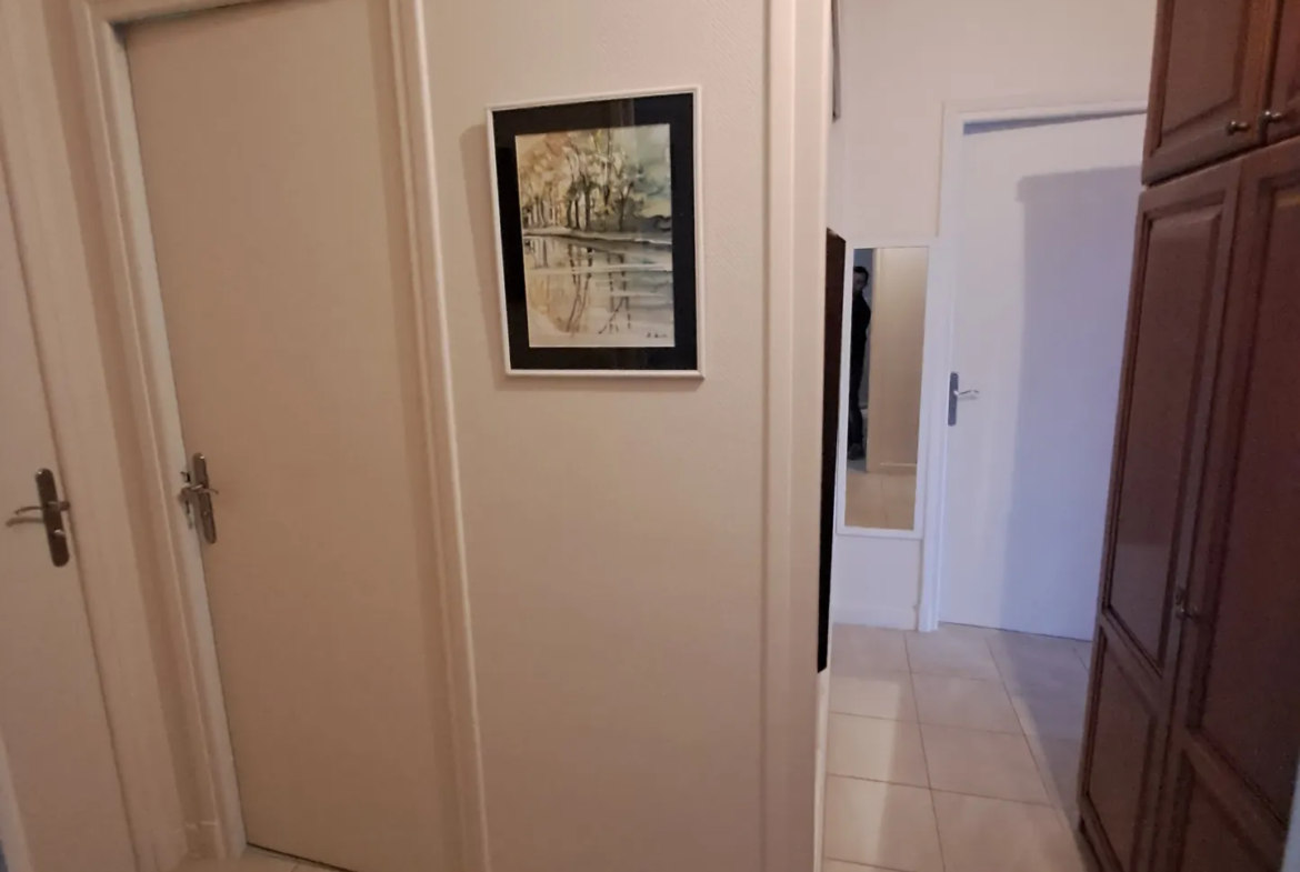 Maison de plain-pied avec vue sur le Lot à Casseneuil 