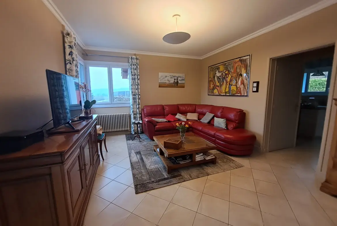 Maison de plain-pied avec vue sur le Lot à Casseneuil 