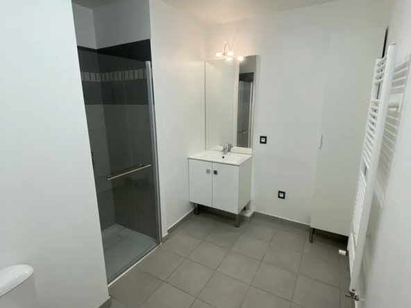 Appartement T2 en Rez-de-jardin à La Valette - Résidence récente avec parking 