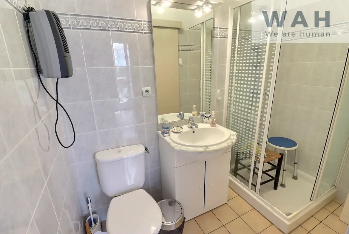 À vendre : Maison de village 4 pièces à Montagnac (34530) avec garage 