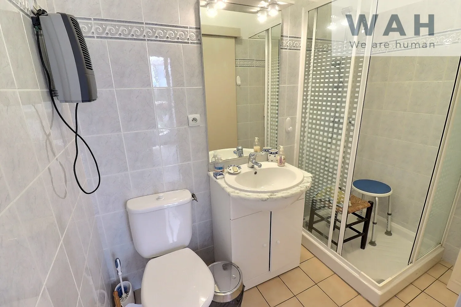 À vendre : Maison de village 4 pièces à Montagnac (34530) avec garage 
