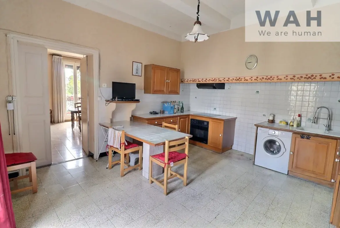 À vendre : Maison de village 4 pièces à Montagnac (34530) avec garage 