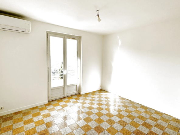 Appartement 3 pièces avec jardin privatif et garage à Magagnosc 