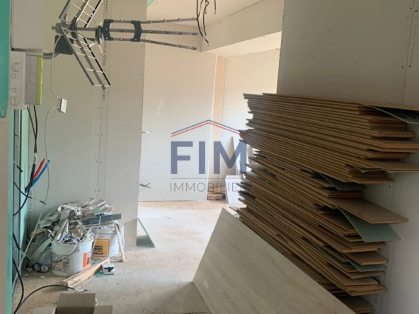 À vendre à Dieppe - Plateau de 55 m² à rénover 