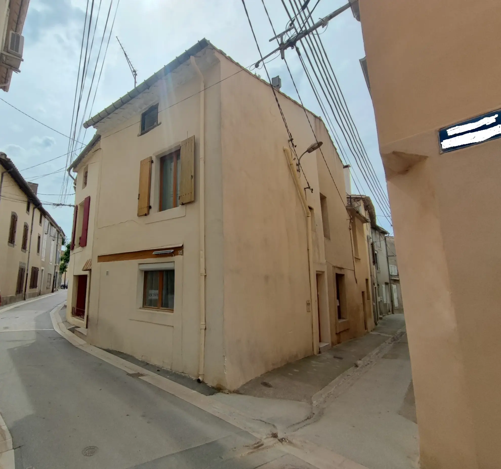Vente Maison de Village Rénovée à Olonzac pour 69 500 € 