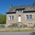 Maison de Caractère à Sexcles - 5 Chambres et Jardin Spacieux