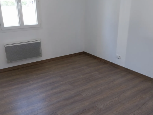 Maison rénovée à vendre à Brévonnes - 159 500 euros 