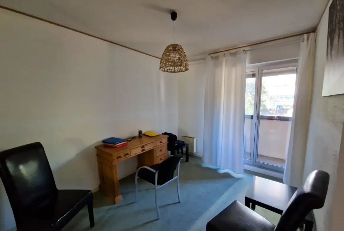 Appartement T4 de 89 m² à Toulon Est avec terrasse et parking 